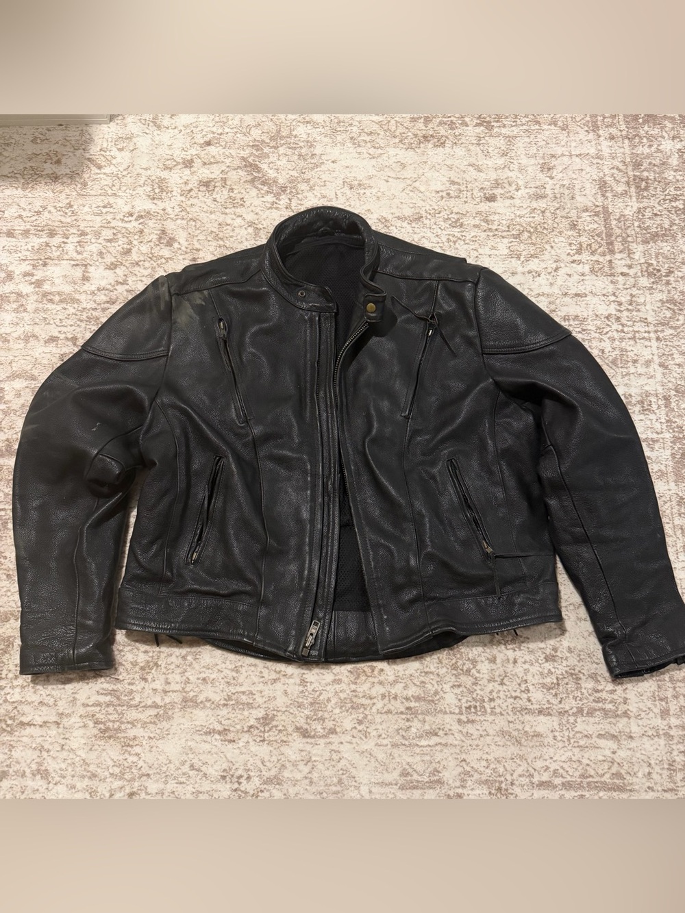 Vintage ~ Men's Black Leather Bomber Biker Jacket - Timeless Zip Front